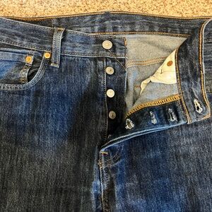 Levi's 501 Button-fly Jeans - original classic